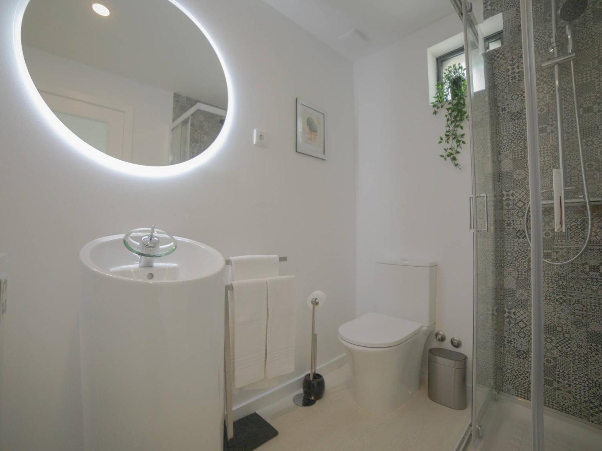 Guest - Maia House *